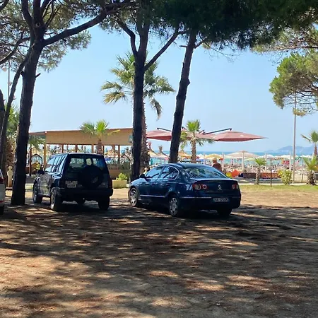 Seaside Aaron 2 Apartament *